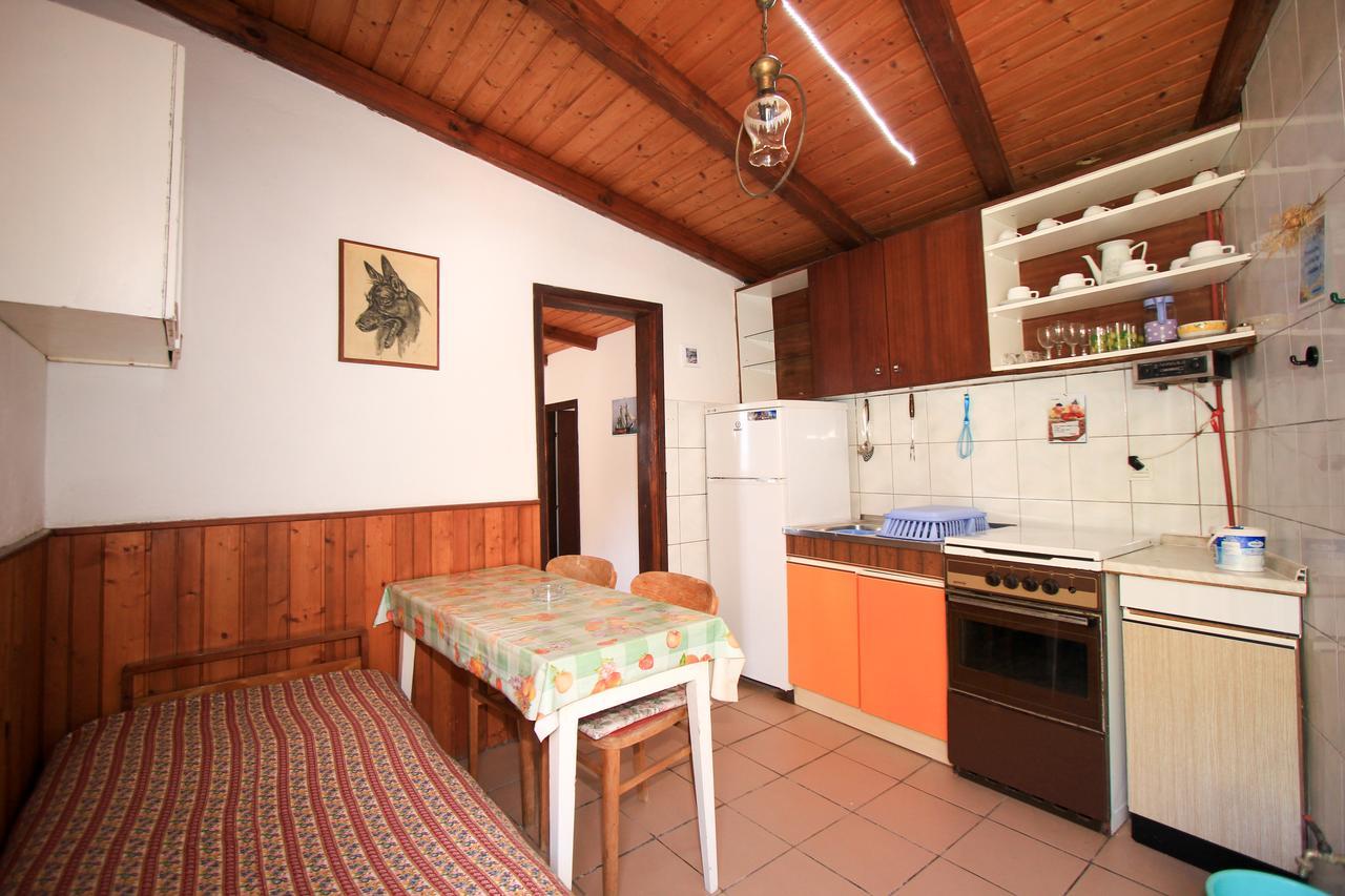 Robinson Mirela Apartament